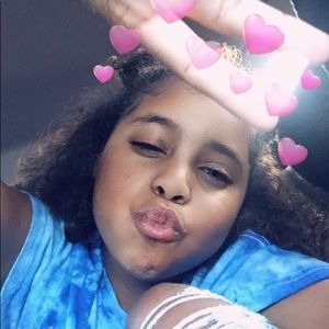 Meet your Posher, Alyssa